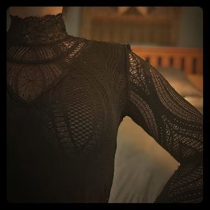 Free People Lace Turtleneck 3/4 sleeve L